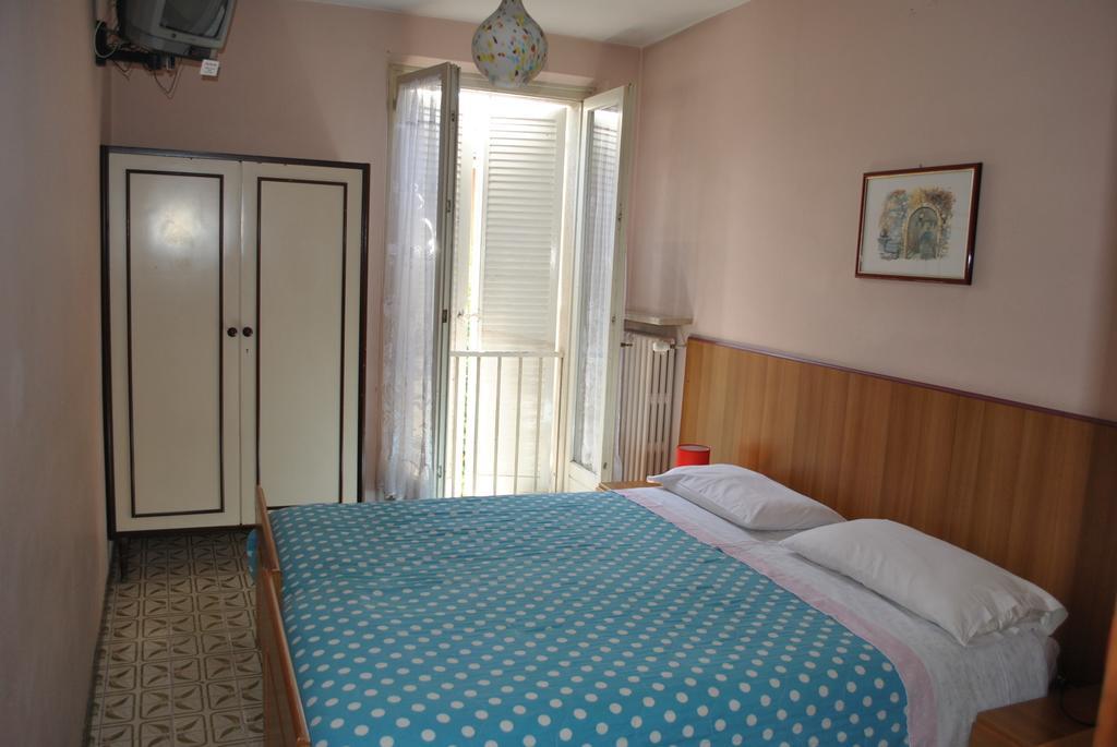 Albergo Alla Rocca Garda  Room photo